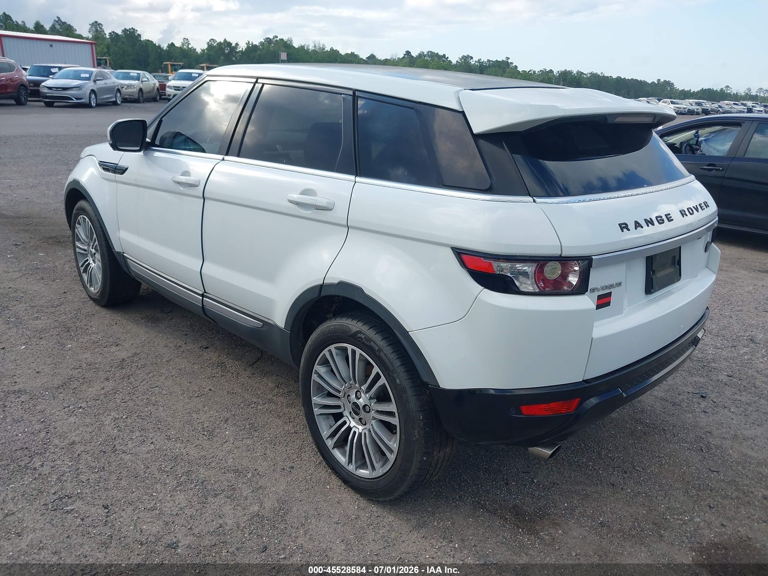2012 Land Rover Range Rover Evoque   White vin: SALVV2BG4CH656472