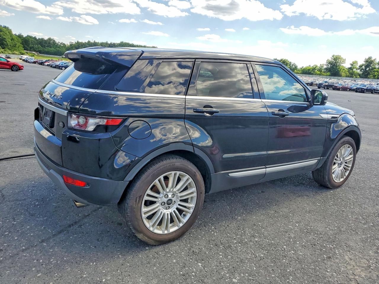 2013 Land Rover Range Rover Evoque Prestige Premium Black vin: SALVV2BG4DH720222