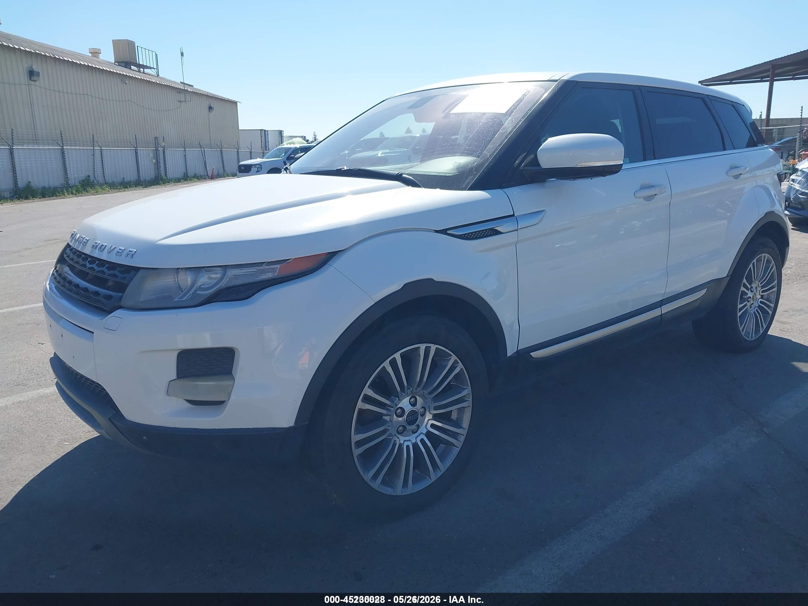 2012 Land Rover Range Rover Evoque Pure Plus Белый vin: SALVV2BG5CH637557