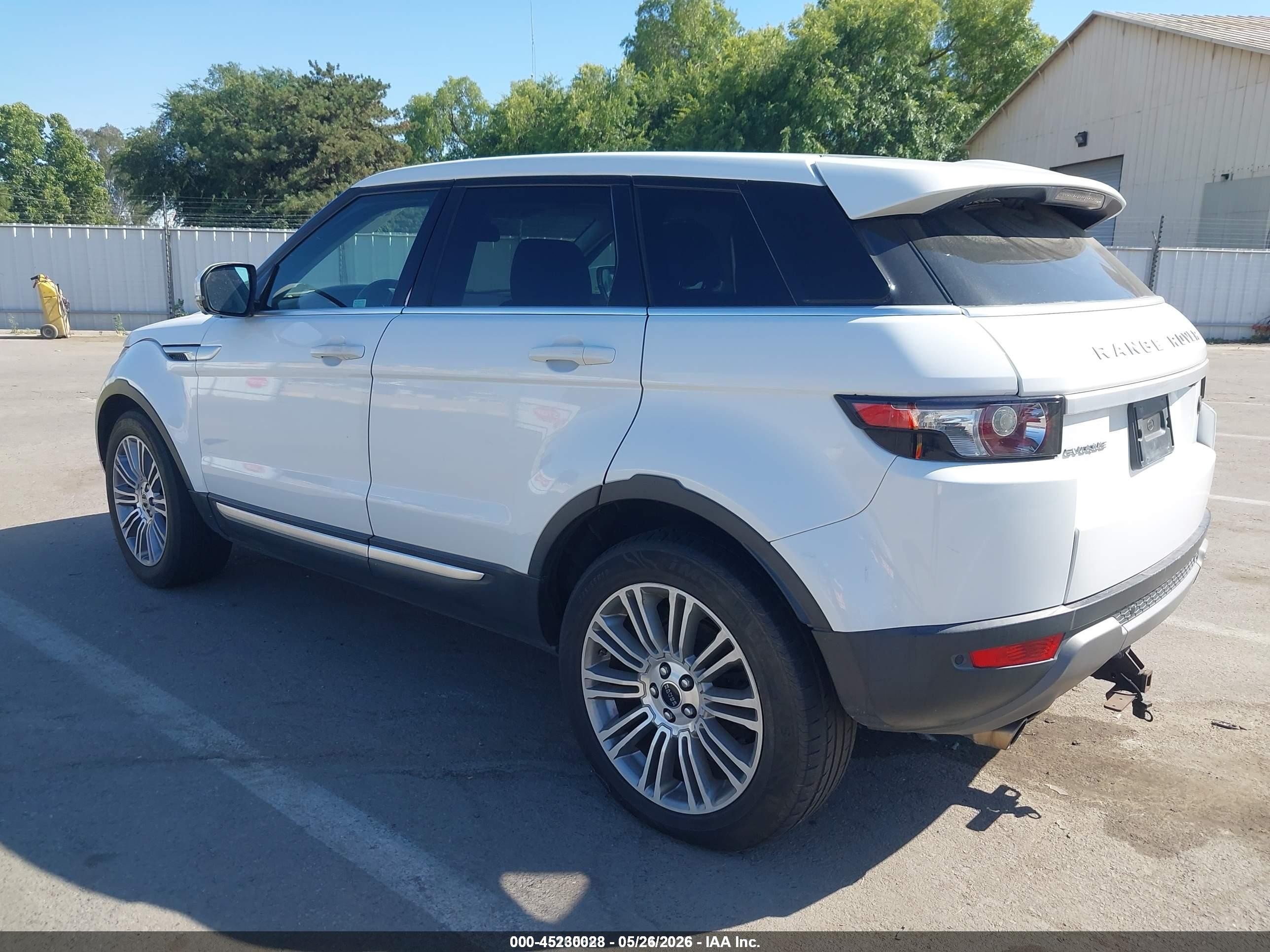 2012 Land Rover Range Rover Evoque Pure Plus Белый vin: SALVV2BG5CH637557