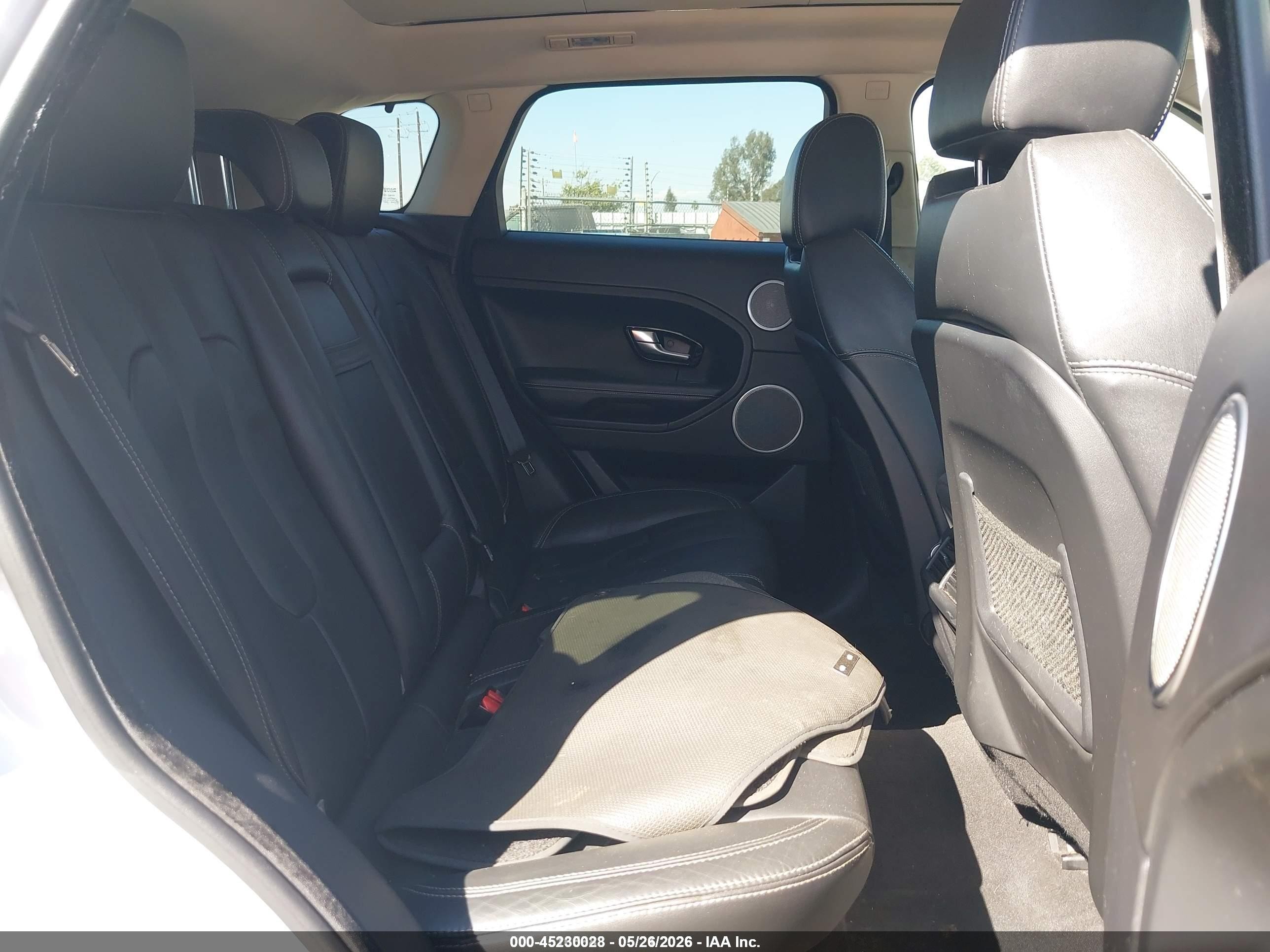 2012 Land Rover Range Rover Evoque Pure Plus Белый vin: SALVV2BG5CH637557