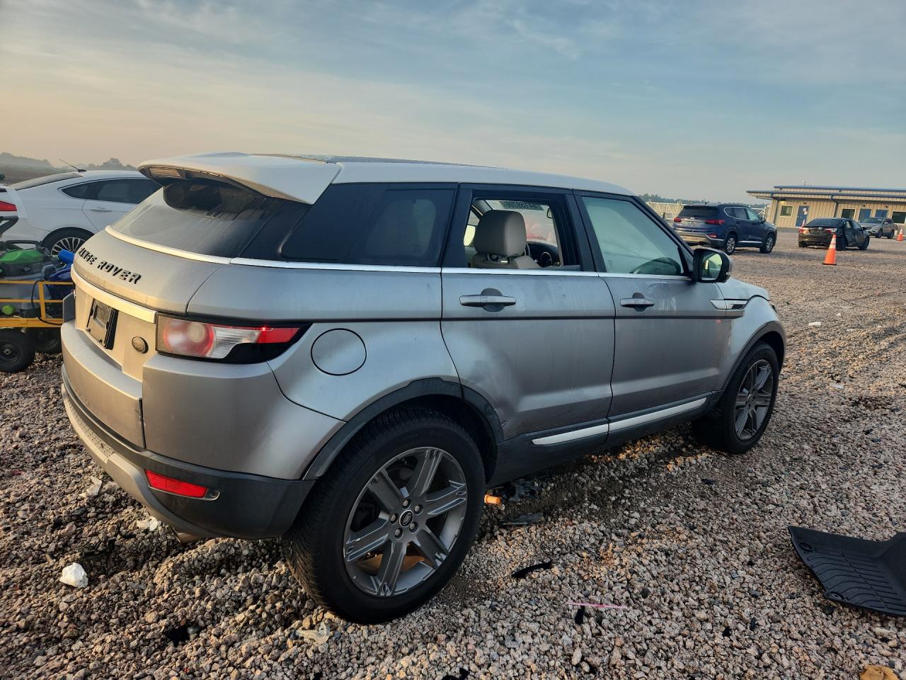 2013 Land Rover Range Rover Evoque Prestige Premium Серый vin: SALVV2BG5DH708404