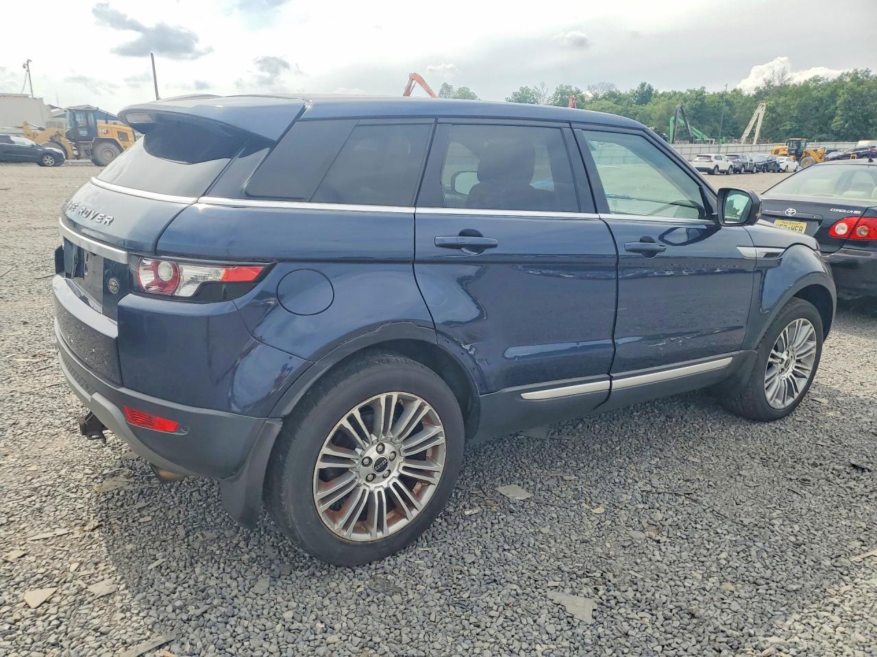 2012 Land Rover Range Rover Evoque Prestige Premium Blue vin: SALVV2BG8CH699857