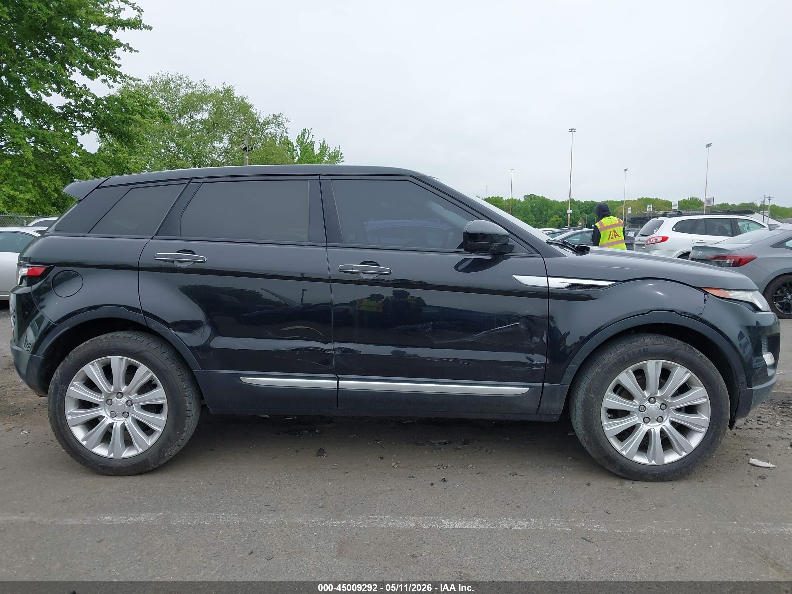 2014 Land Rover Range Rover Evoque Prestige Black vin: SALVV2BG8EH951402