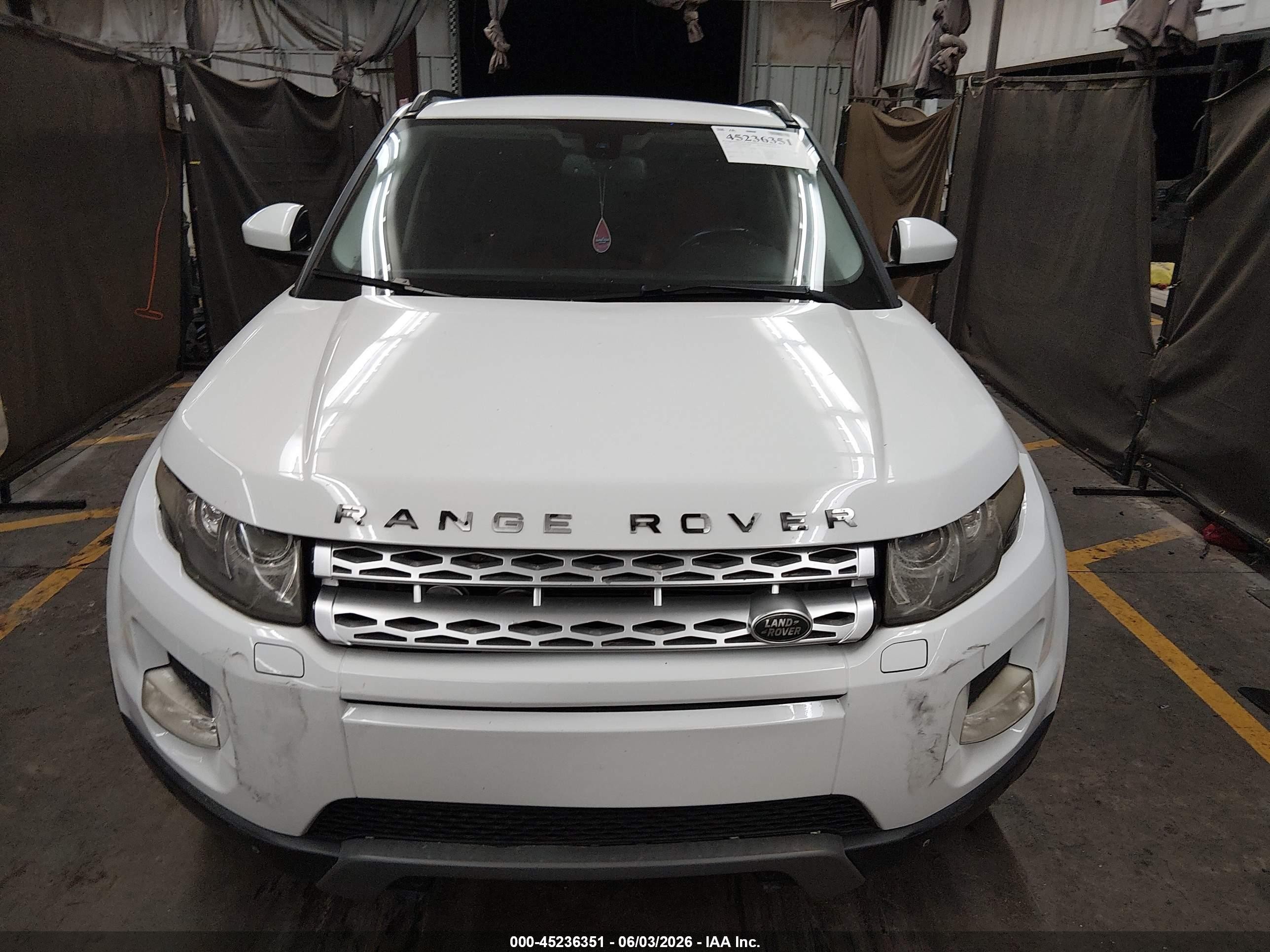 2015 Land Rover Range Rover Evoque Prestige White vin: SALVV2BG9FH964726