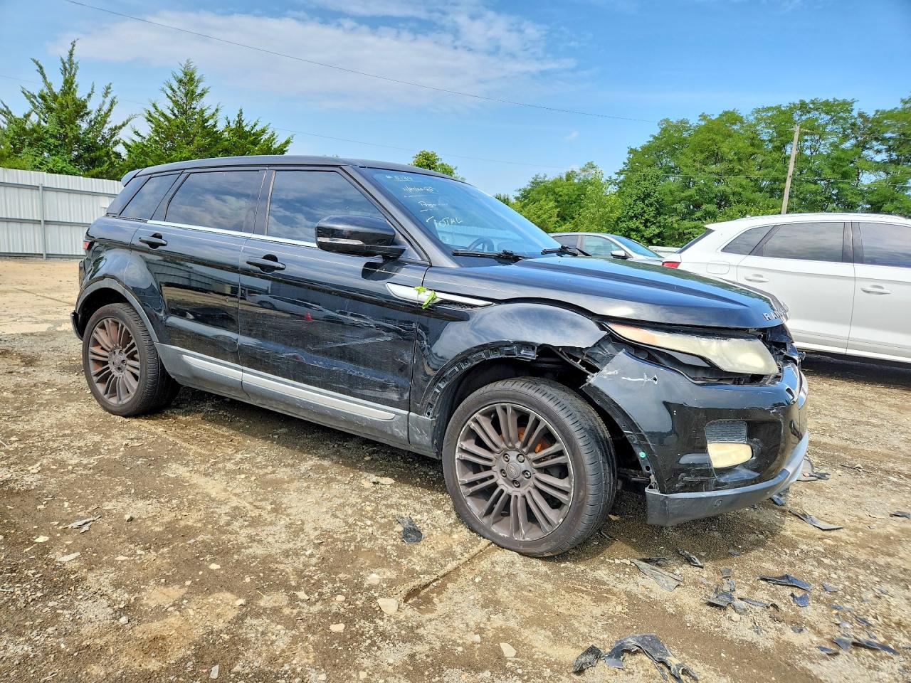 2013 Land Rover Range Rover Evoque Prestige Premium Black vin: SALVV2BGXDH727773