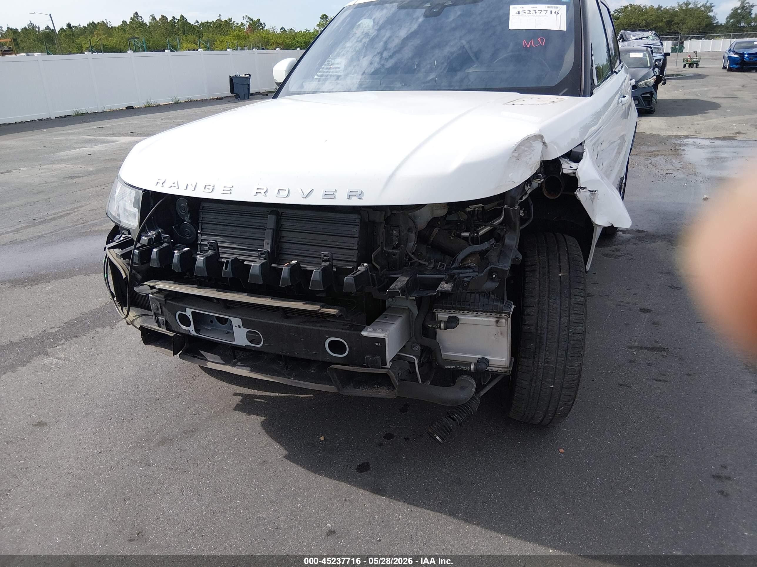 2018 Land Rover Range Rover Sport Se Td6 White vin: SALWG2RK1JA407335