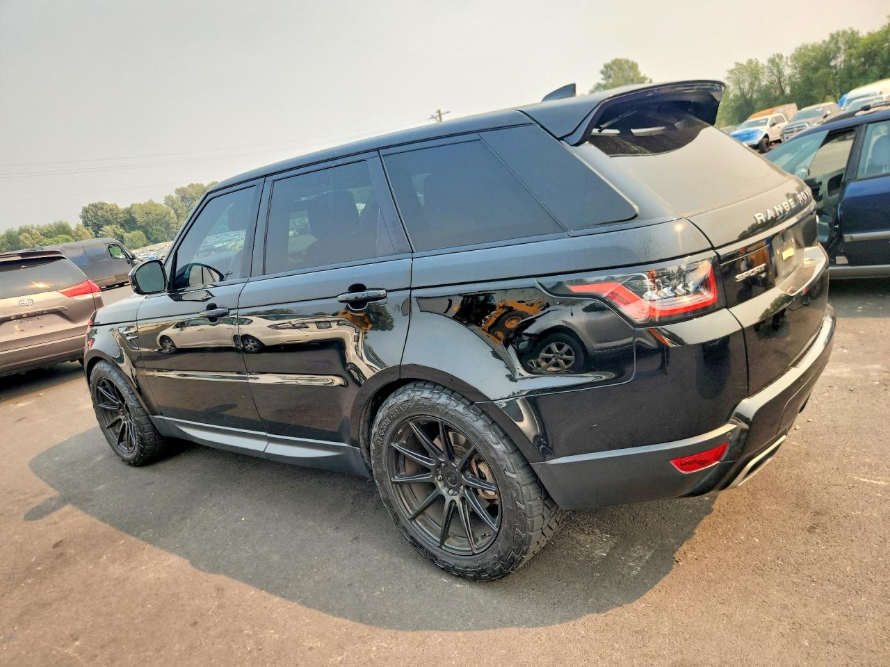 2020 Land Rover Range Rover Sport Se Black vin: SALWG2RK1LA732781
