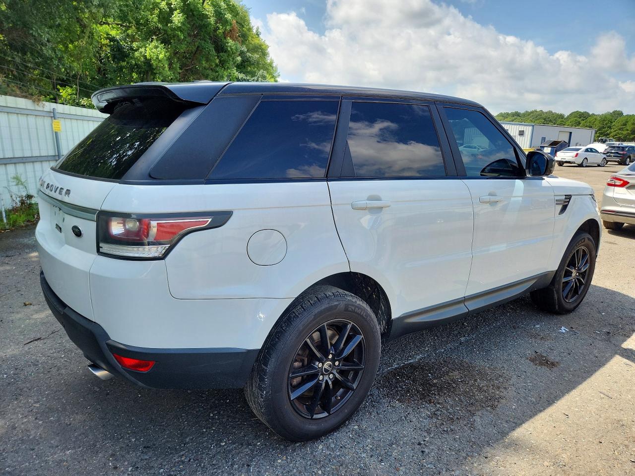 2015 Land Rover Range Rover Sport Se White vin: SALWG2VF6FA515823