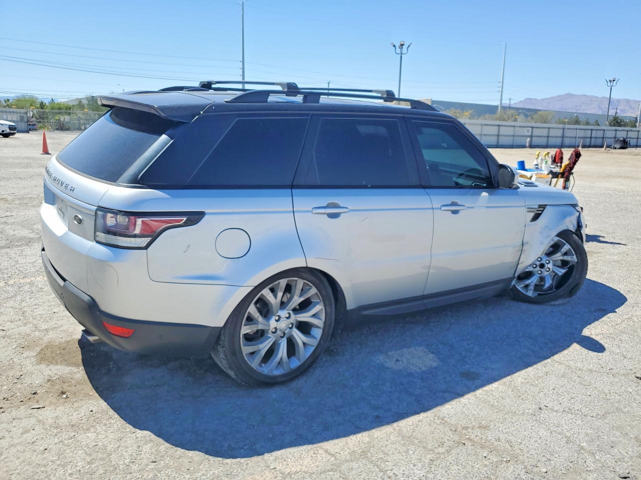 2015 Land Rover Range Rover Sport Se Silver vin: SALWG2VF9FA615222