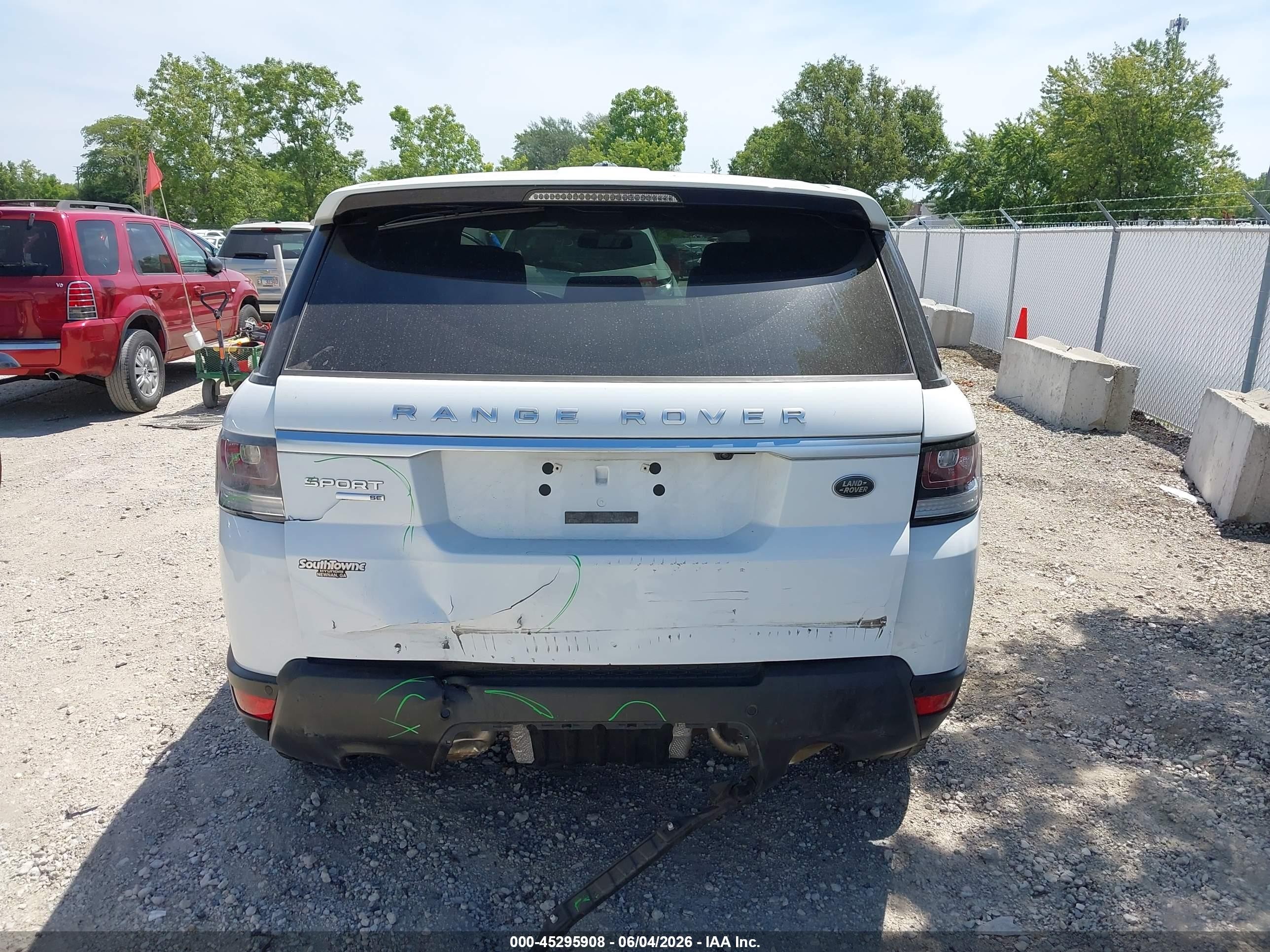 2014 Land Rover Range Rover Sport 3.0l V6 Supercharged Hse/3.0l V6 Supercharged Se Белый vin: SALWG2WF0EA393702