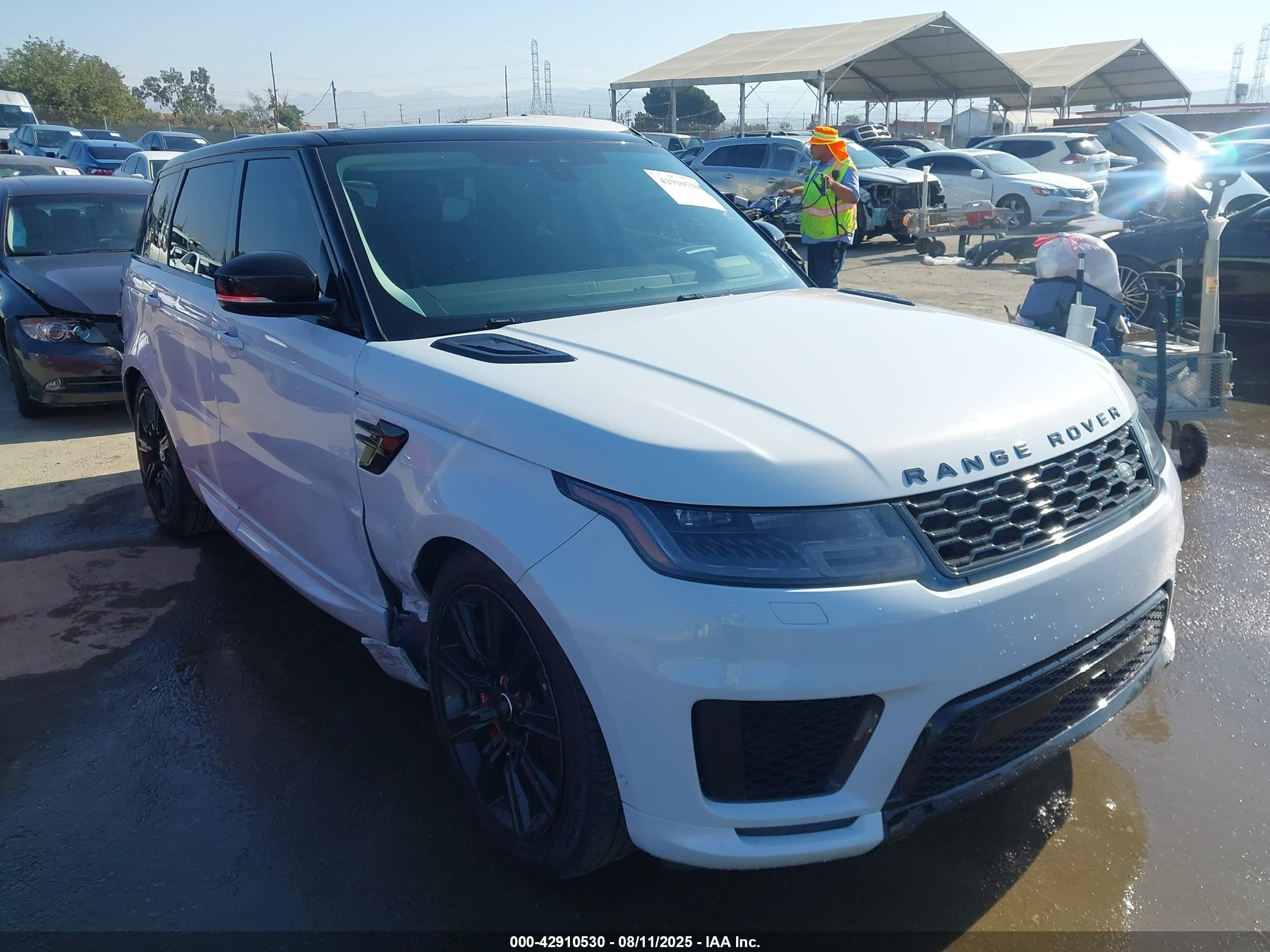 SALWR2RE9KA826345