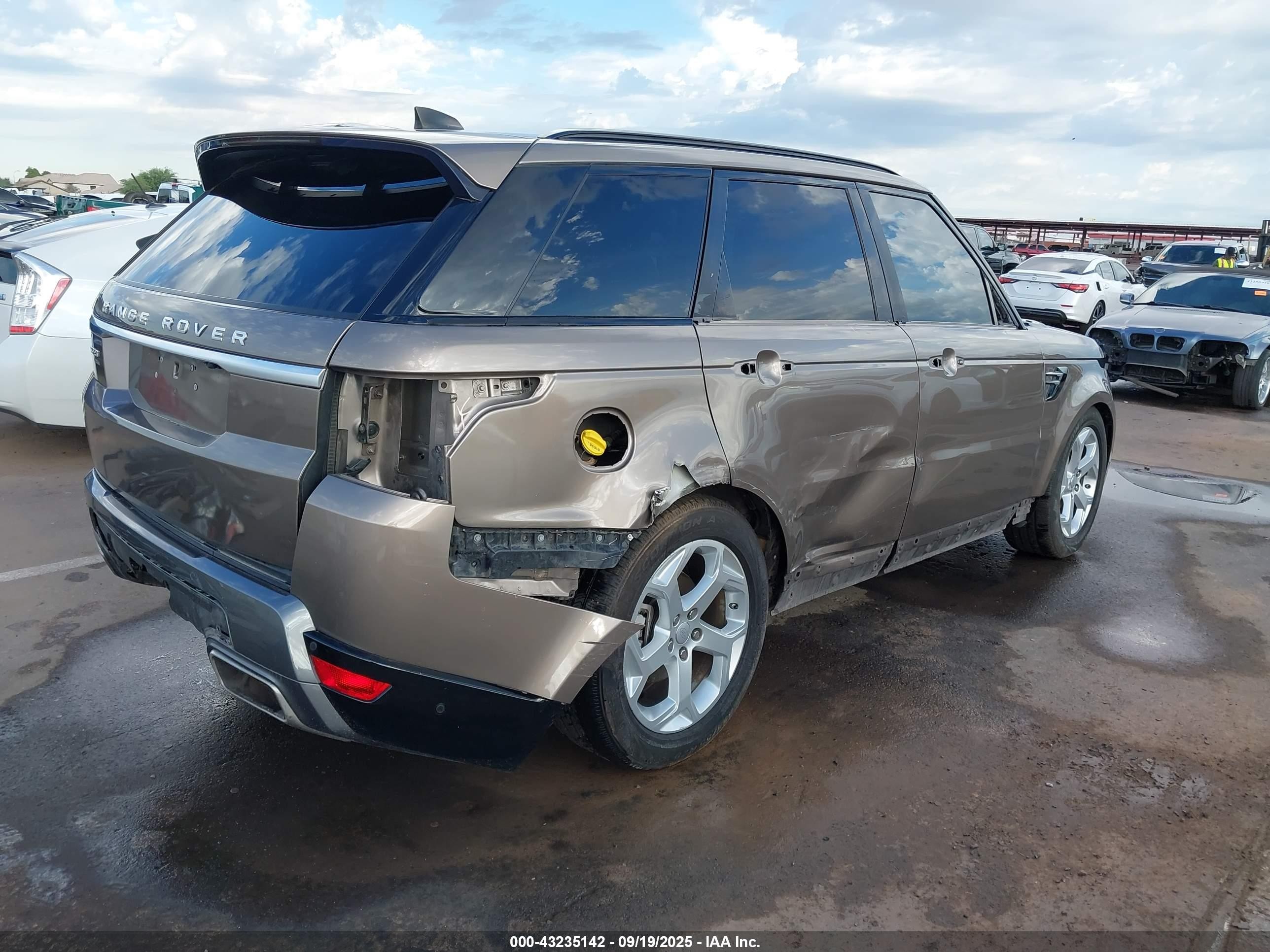 2018 Land Rover Range Rover Sport Hse Td6 Brown vin: SALWR2RK5JA409471