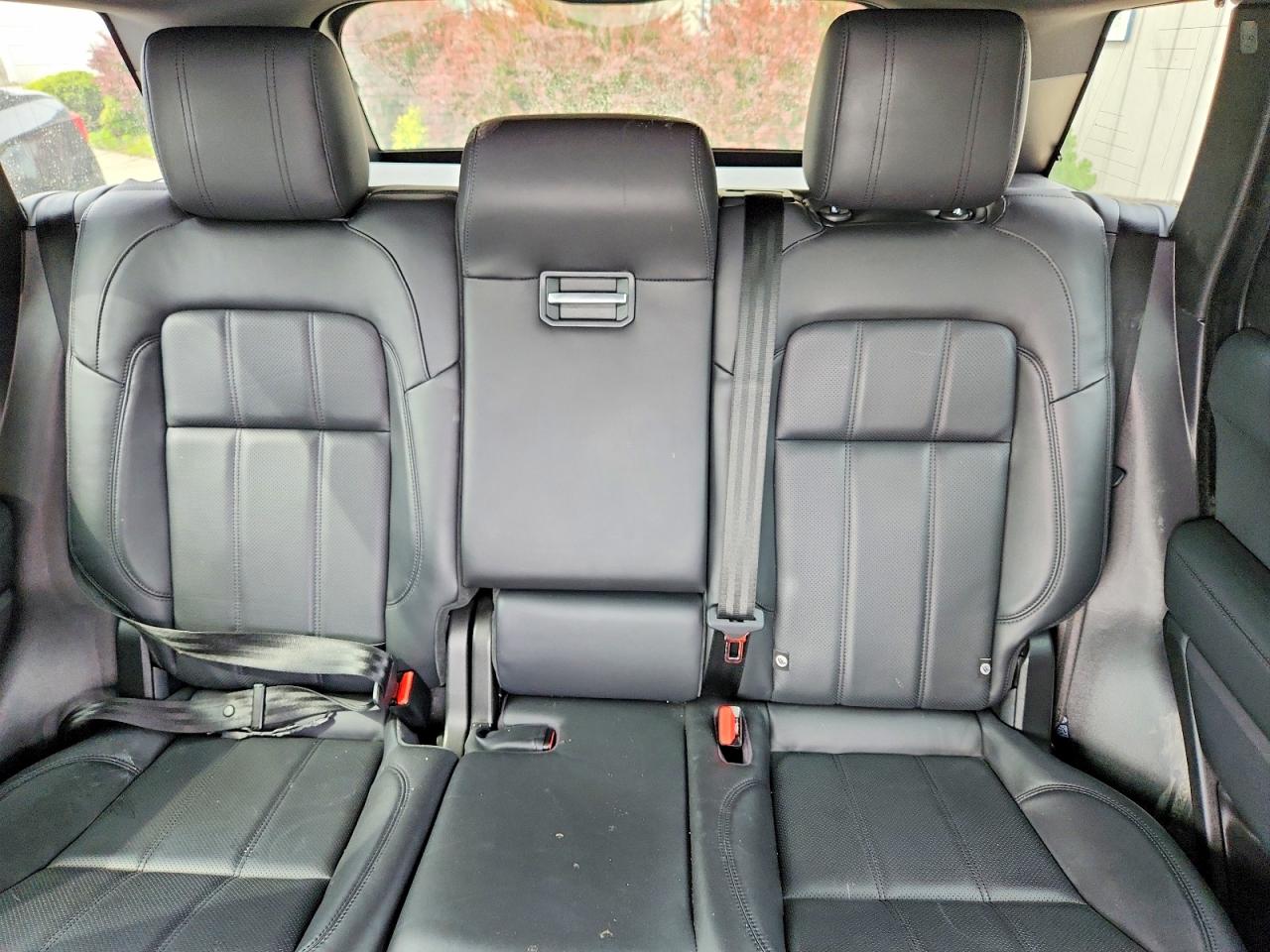 2018 Land Rover Range Rover Sport Hse White vin: SALWR2RVXJA698535
