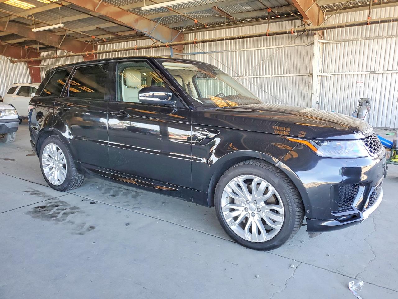 2018 Land Rover Range Rover Sport Hse Black vin: SALWR2RVXJA810007