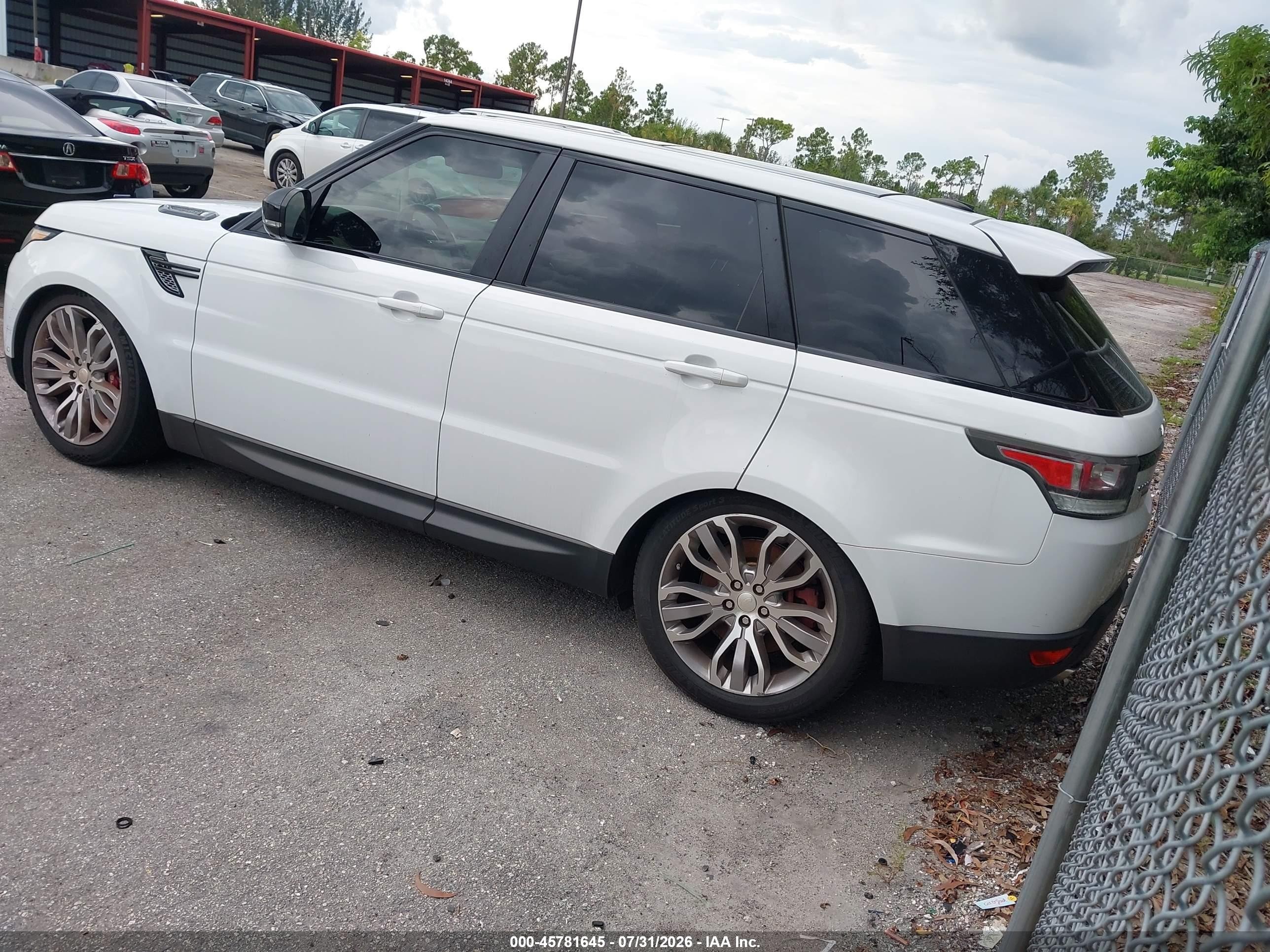 2014 Land Rover Range Rover Sport 5.0l V8 Supercharged White vin: SALWR2TF1EA386398