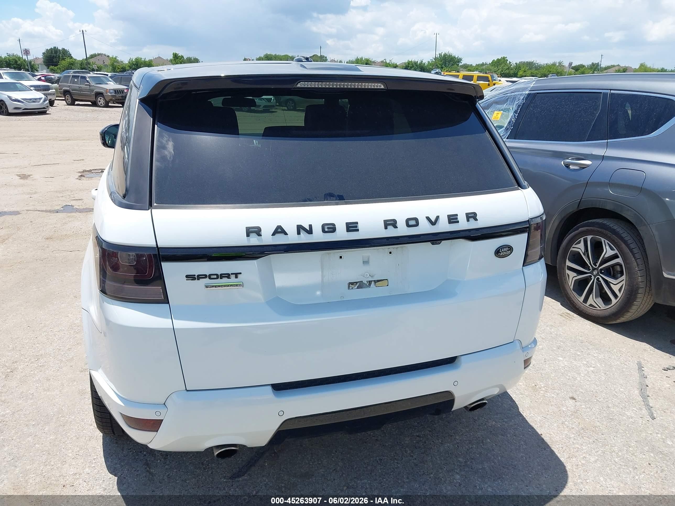 2015 Land Rover Range Rover Sport 5.0l V8 Supercharged White vin: SALWR2TF9FA606971
