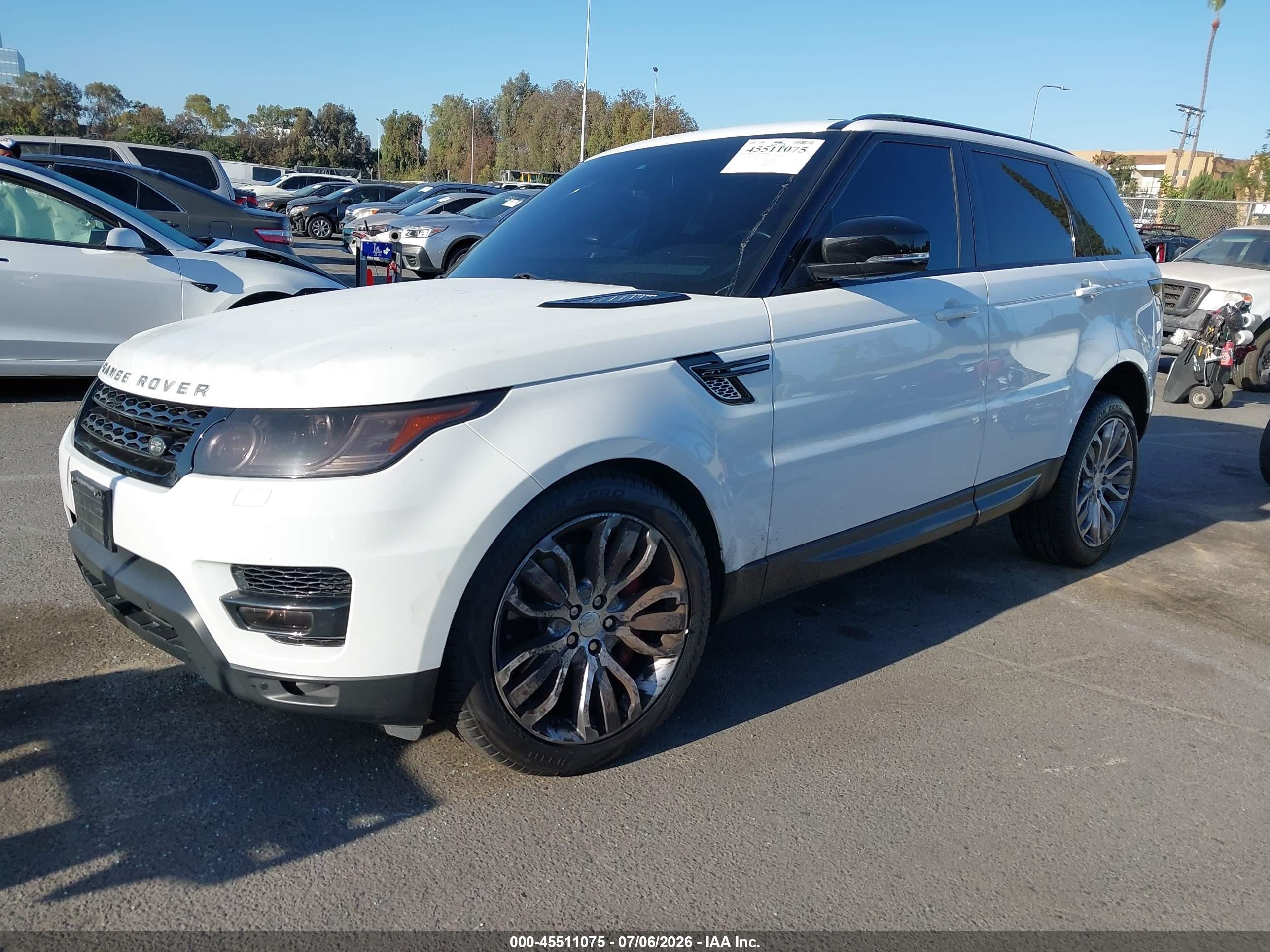 2015 Land Rover Range Rover Sport 5.0l V8 Supercharged White vin: SALWR2TFXFA612827