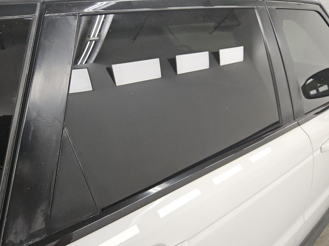 2015 Land Rover Range Rover Sport Hse White vin: SALWR2VF6FA533815 Damage: Right Rear Door, Previous Repair, Substandard Repair