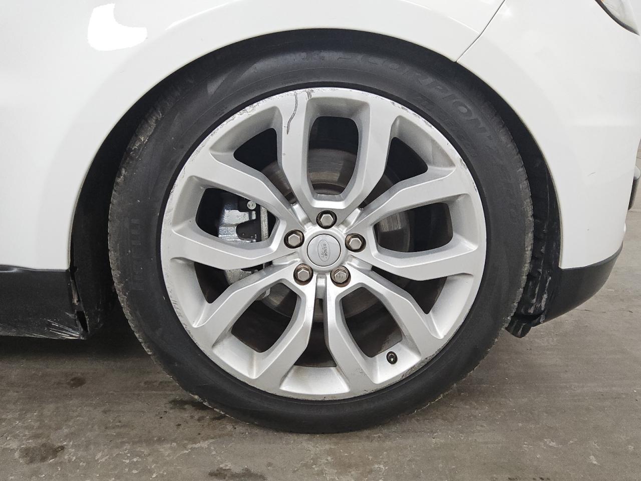 2015 Land Rover Range Rover Sport Hse White vin: SALWR2VF6FA533815 Damage: Right Front Wheel, Curb Rash, > 12 Inches