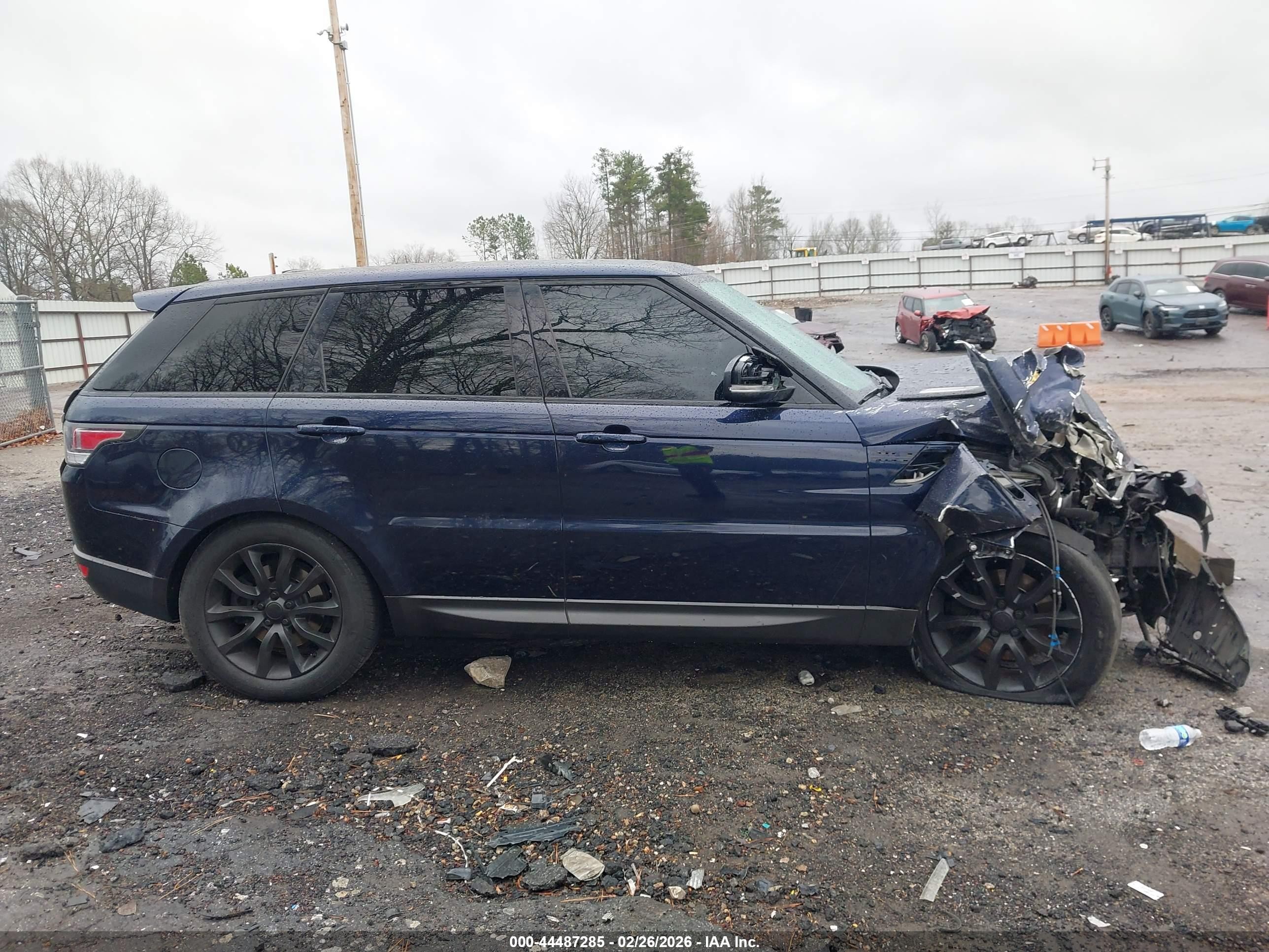 2014 Land Rover Range Rover Sport 3.0l V6 Supercharged Hse Dark Blue vin: SALWR2WF0EA502038