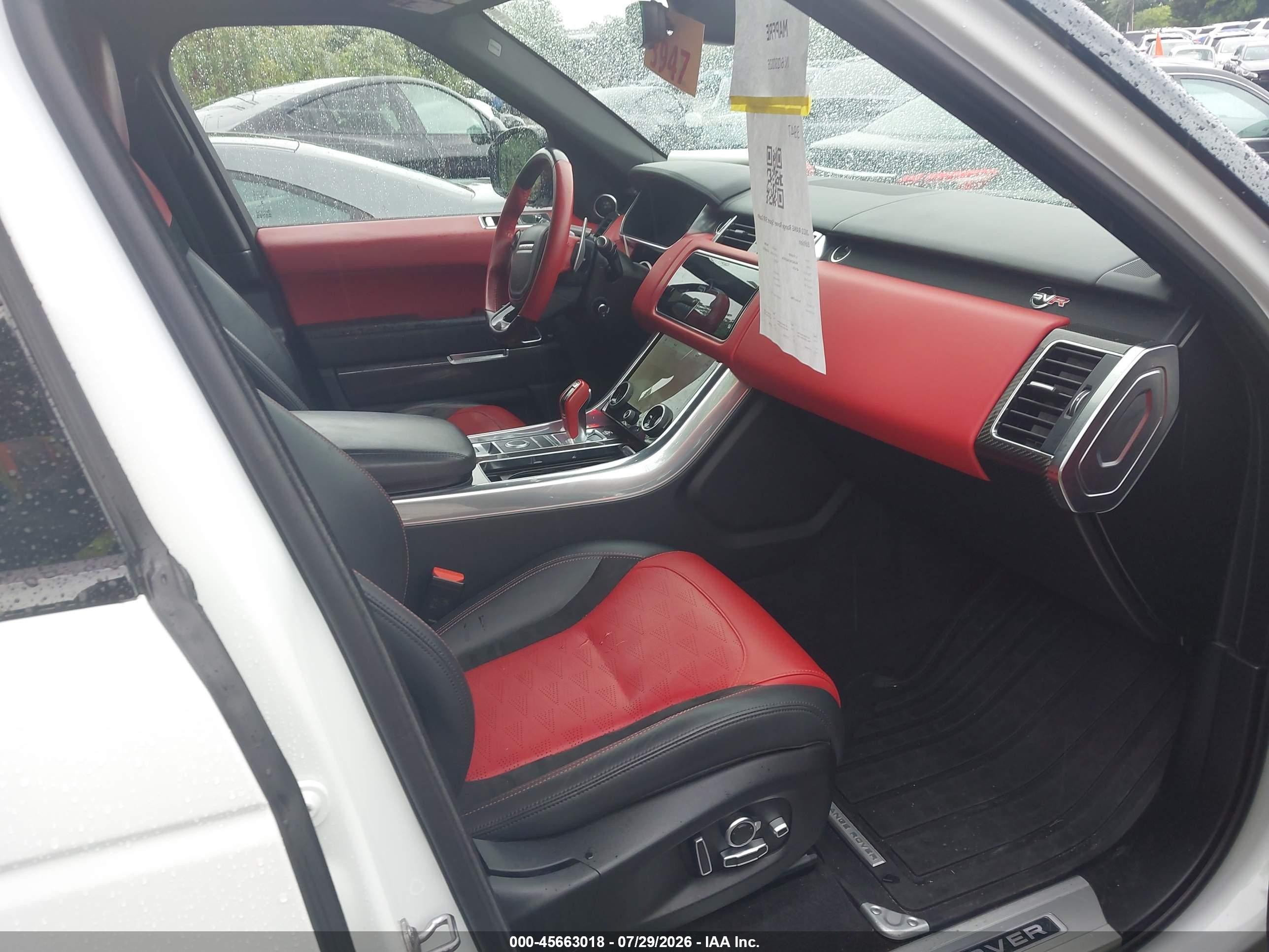 2022 Land Rover Range Rover Sport Svr/svr Carbon Edition White vin: SALWZ2RE3NA235934