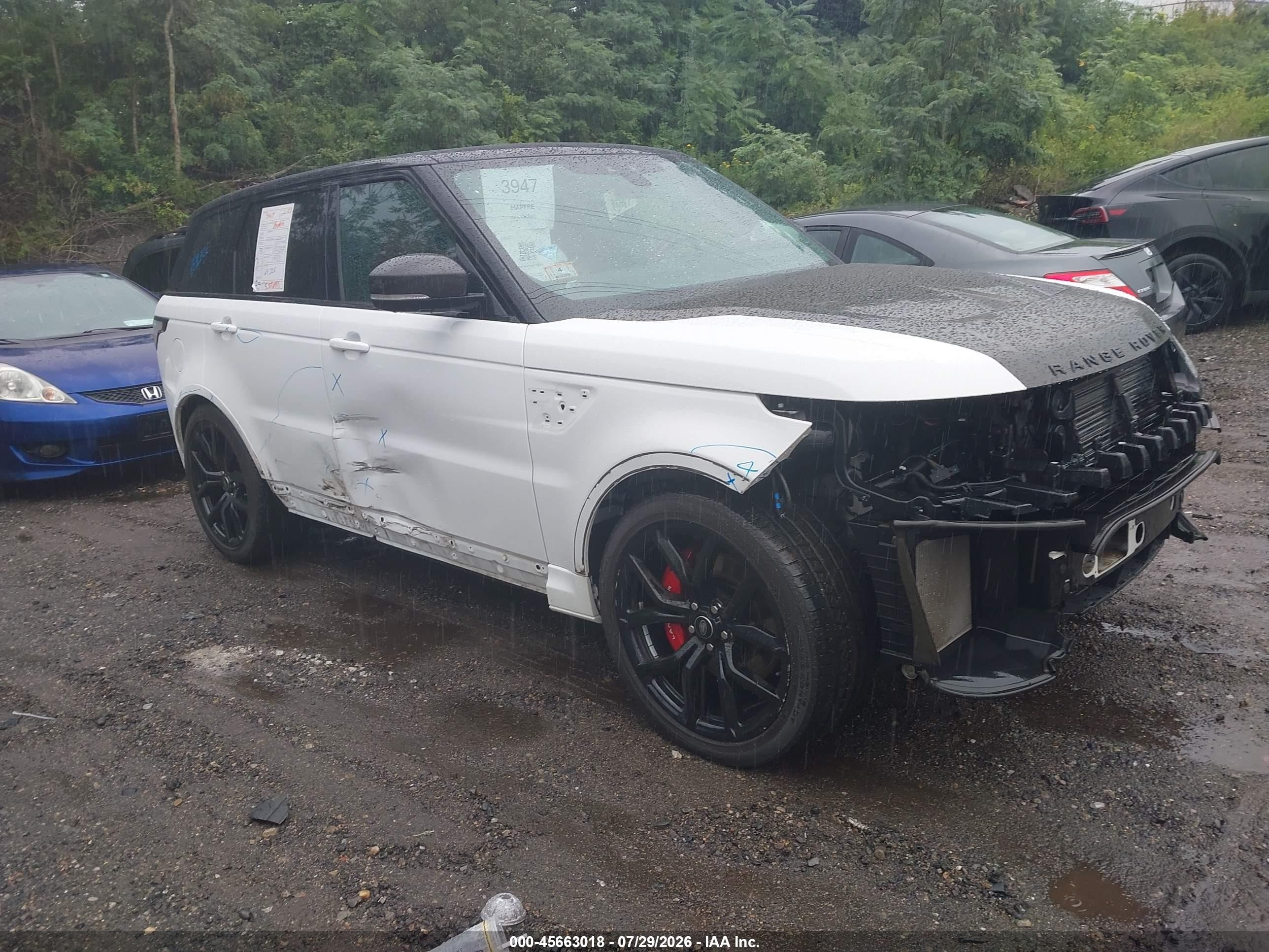 2022 Land Rover Range Rover Sport Svr/svr Carbon Edition White vin: SALWZ2RE3NA235934