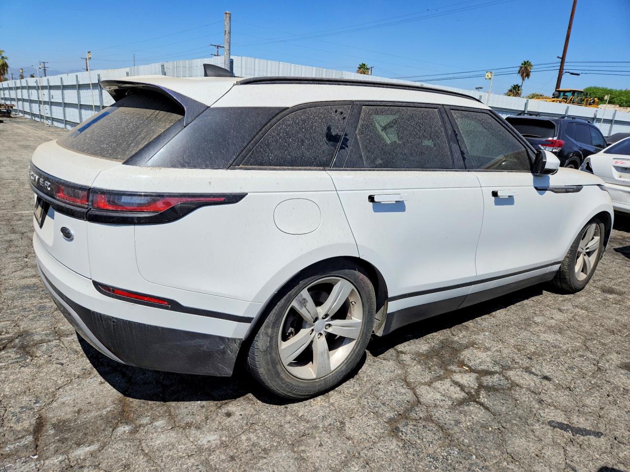 2018 Land Rover Range Rover Velar S White vin: SALYB2RV0JA751076