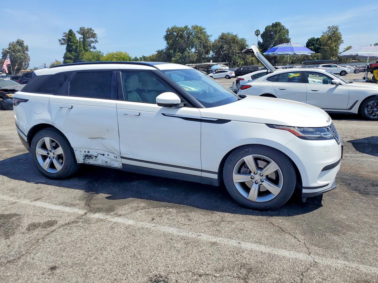 2018 Land Rover Range Rover Velar S White vin: SALYB2RV1JA755833