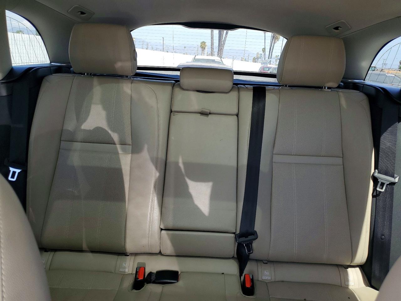 2018 Land Rover Range Rover Velar S White vin: SALYB2RV1JA755833