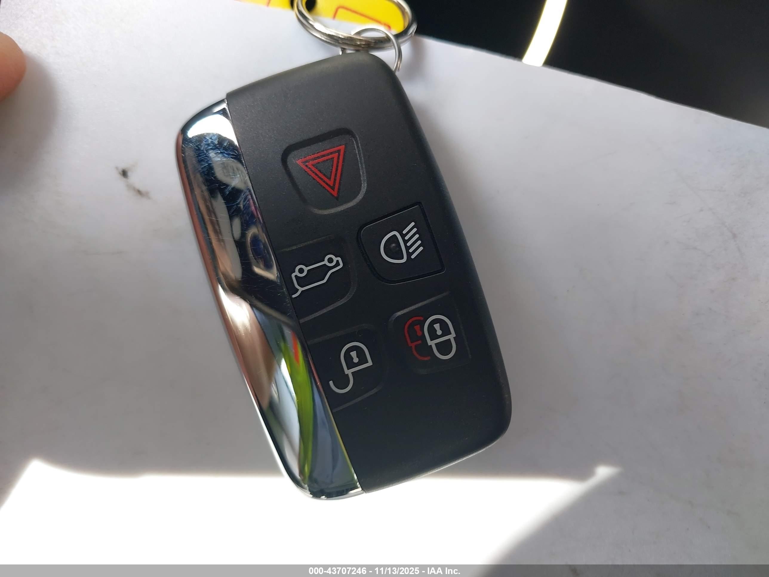2018 Land Rover Range Rover Velar P250 S Серый vin: SALYB2RX6JA747874