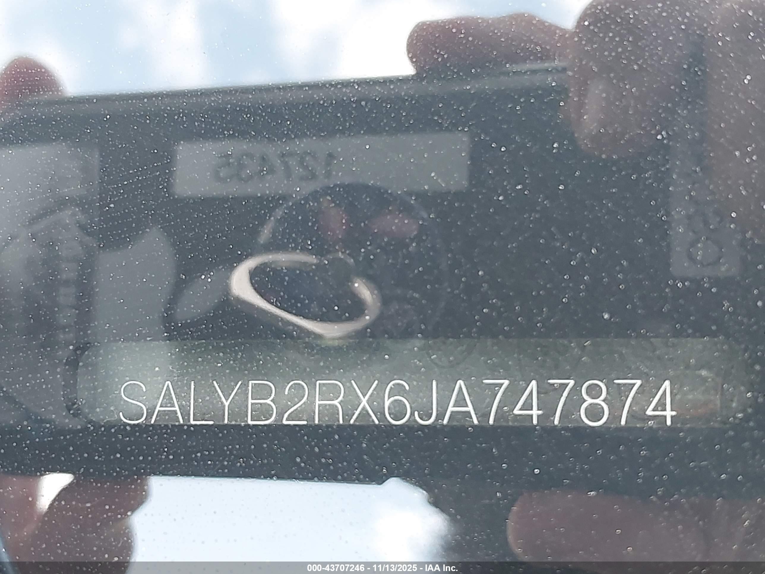 2018 Land Rover Range Rover Velar P250 S Серый vin: SALYB2RX6JA747874