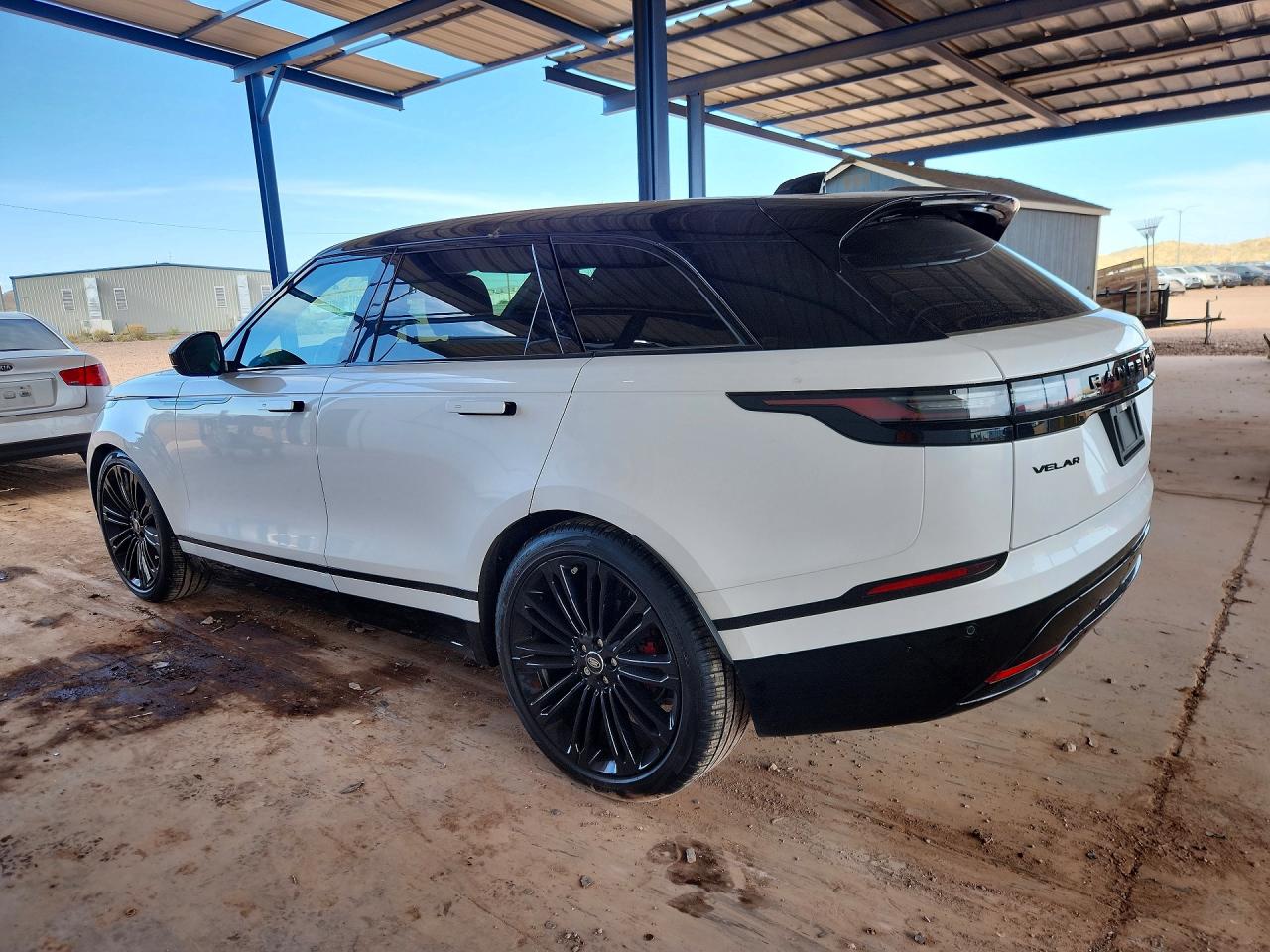 2025 Land Rover Range Rover Velar Dynamic Se White vin: SALYL2EX3SA808506