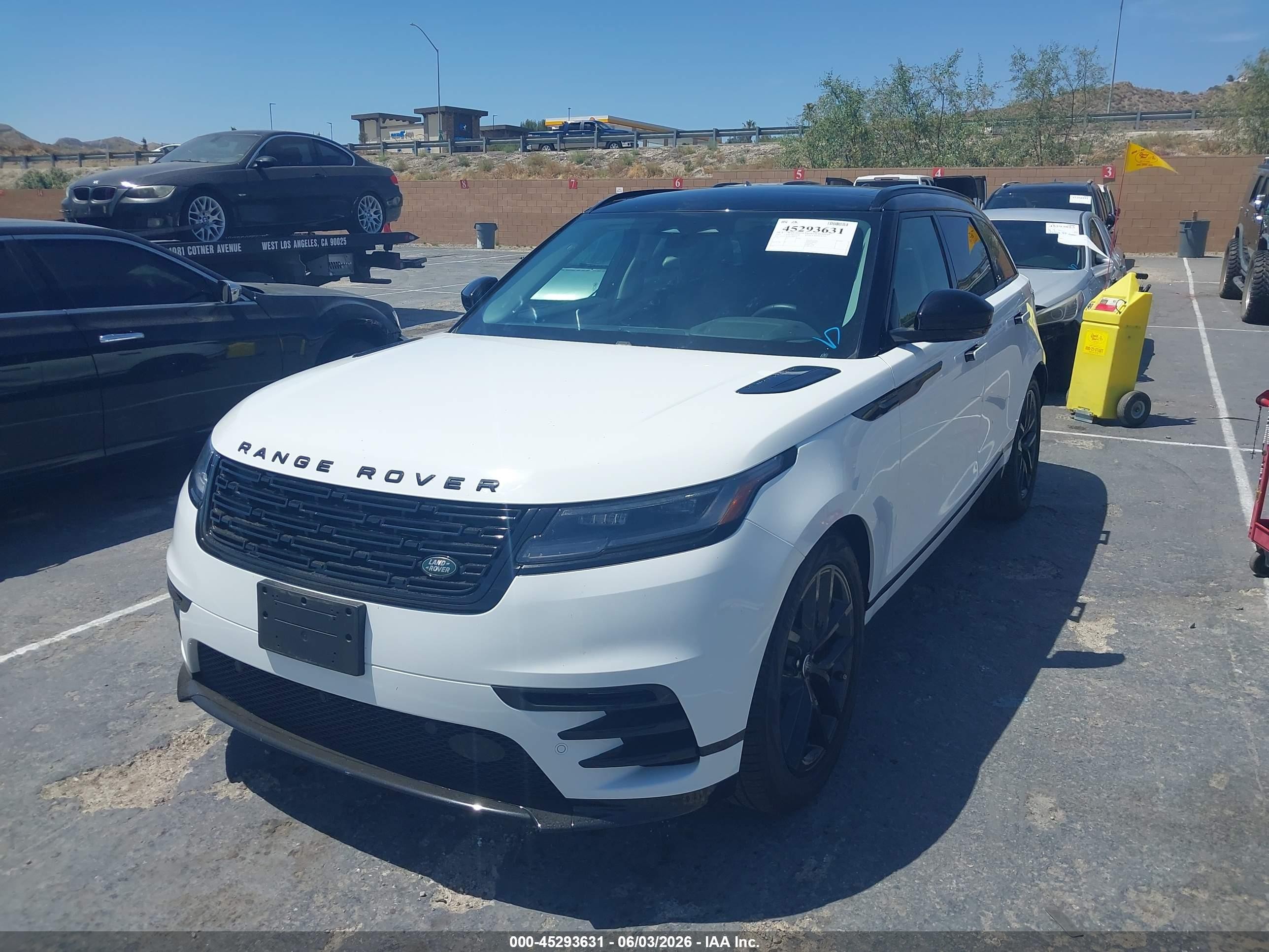 2025 Land Rover Range Rover Velar P250 Dynamic Se White vin: SALYL2EX4SA808014