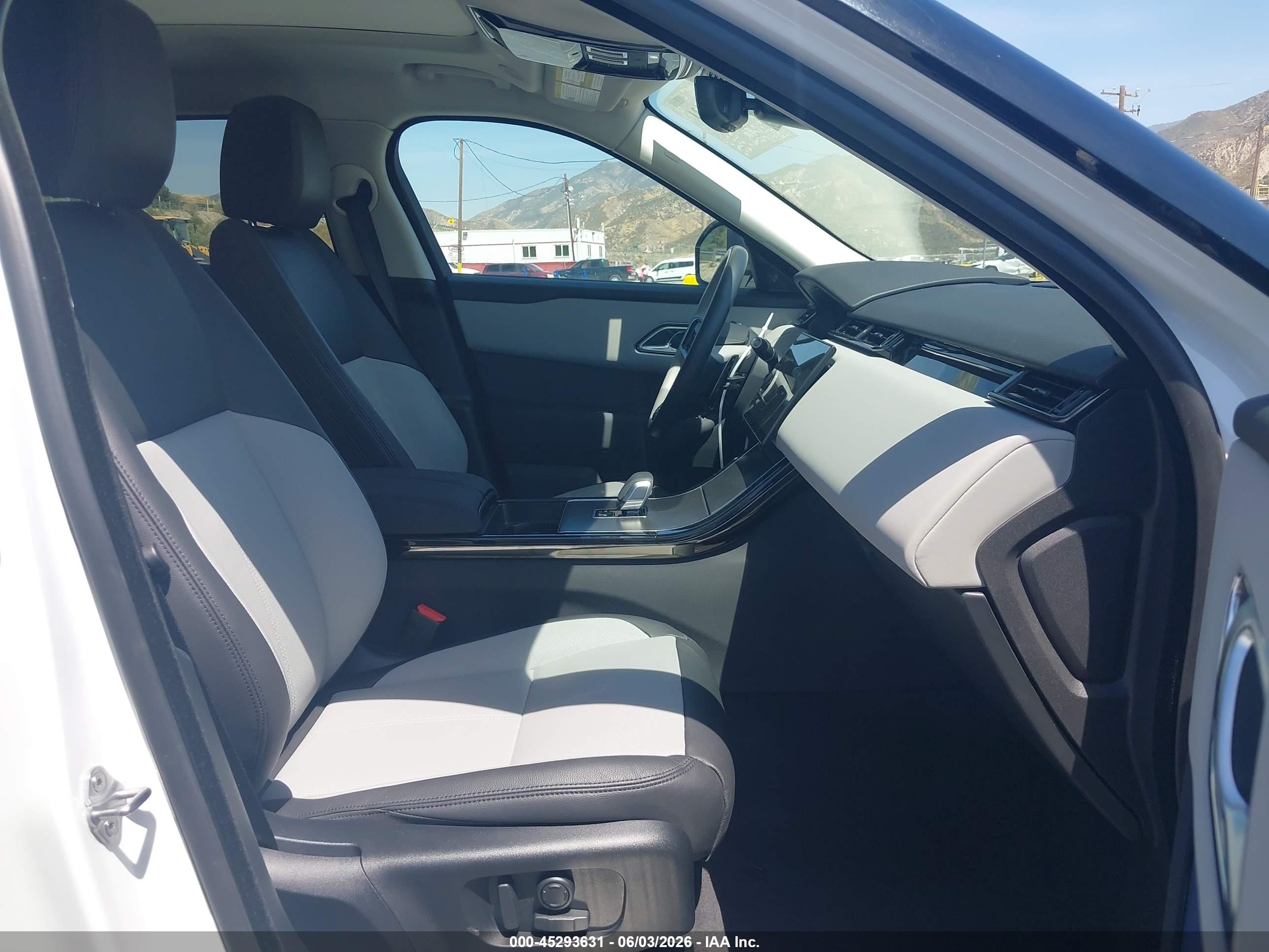 2025 Land Rover Range Rover Velar P250 Dynamic Se White vin: SALYL2EX4SA808014