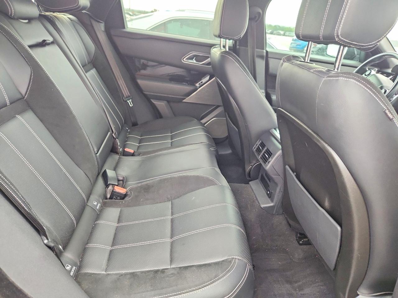 2019 Land Rover Range Rover Velar R-dynamic Se Black vin: SALYL2EX5KA787285