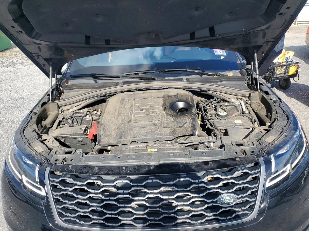 2019 Land Rover Range Rover Velar R-dynamic Se Black vin: SALYL2EX7KA797252