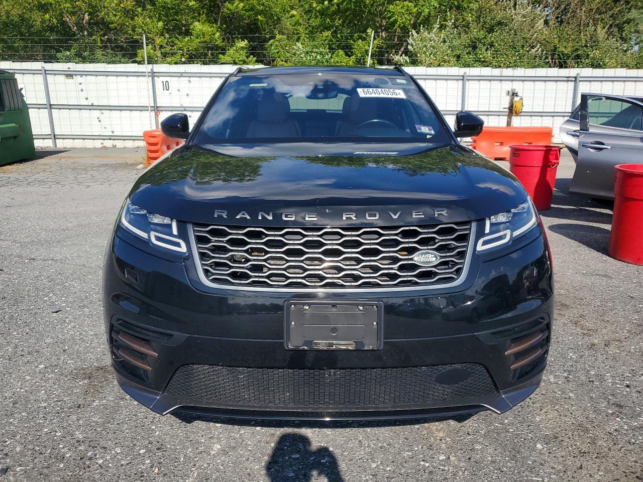 2019 Land Rover Range Rover Velar R-dynamic Se Black vin: SALYL2EX7KA797252