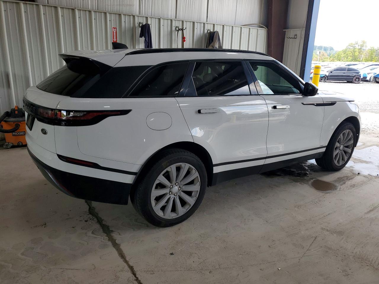 2018 Land Rover Range Rover Velar R-dynamic Se White vin: SALYL2RN1JA754792