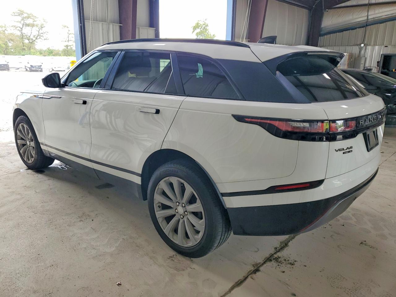 2018 Land Rover Range Rover Velar R-dynamic Se White vin: SALYL2RN1JA754792