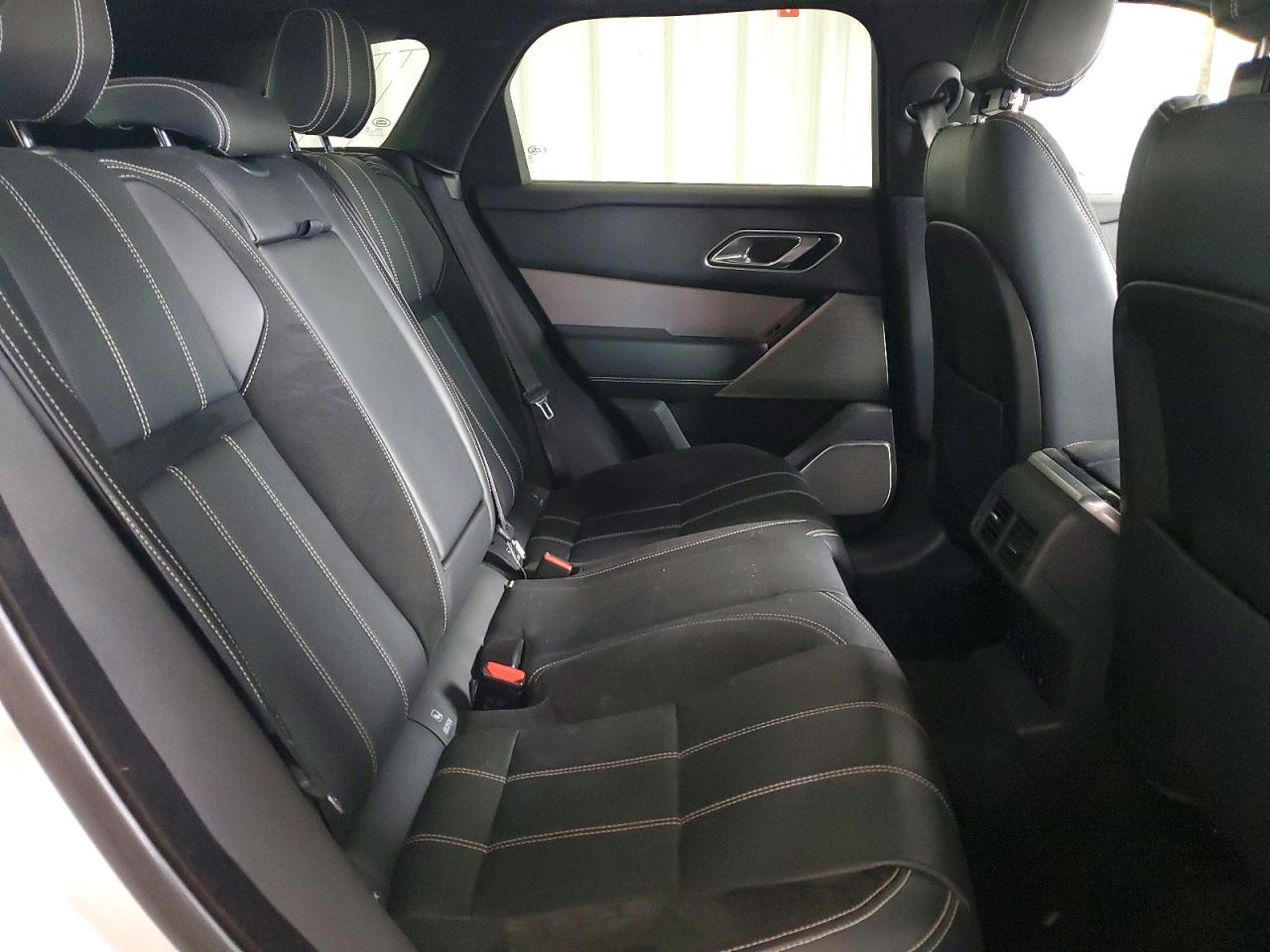 2018 Land Rover Range Rover Velar R-dynamic Se White vin: SALYL2RN1JA754792