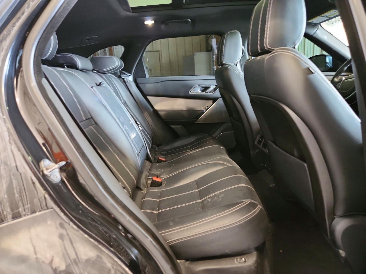 2018 Land Rover Range Rover Velar R-dynamic Se Black vin: SALYL2RV8JA730117