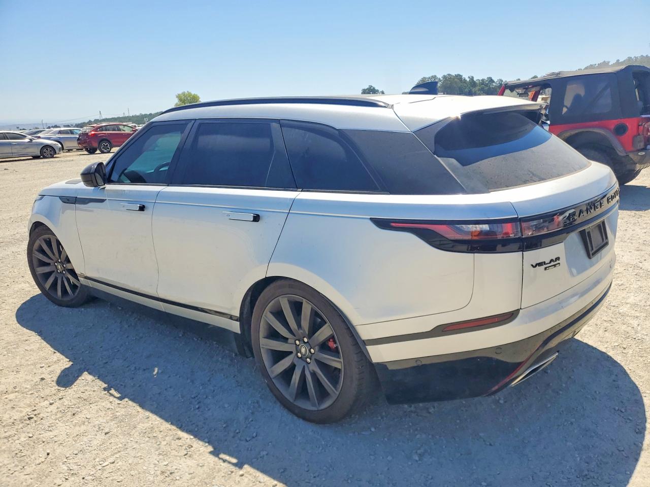 2018 Land Rover Range Rover Velar R-dynamic Se Silver vin: SALYL2RV8JA745507