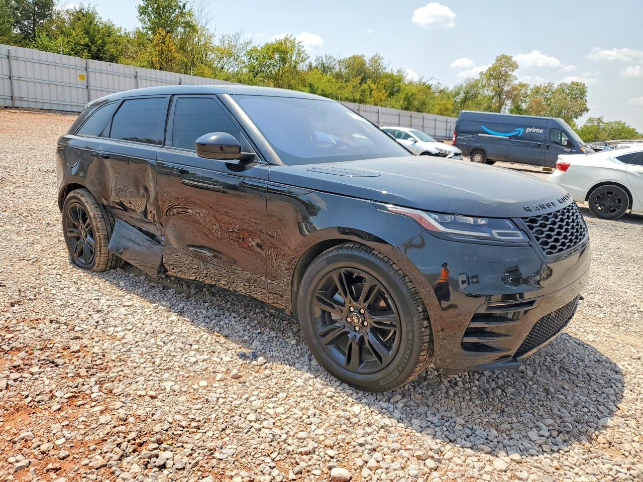 2018 Land Rover Range Rover Velar R-dynamic Se Черный vin: SALYL2RX2JA740692