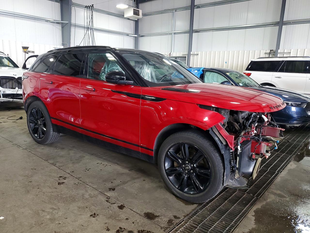 2018 Land Rover Range Rover Velar R-dynamic Se Red vin: SALYL2RX5JA773900