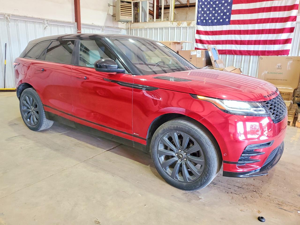 2018 Land Rover Range Rover Velar R-dynamic Se Red vin: SALYL2RX8JA760137