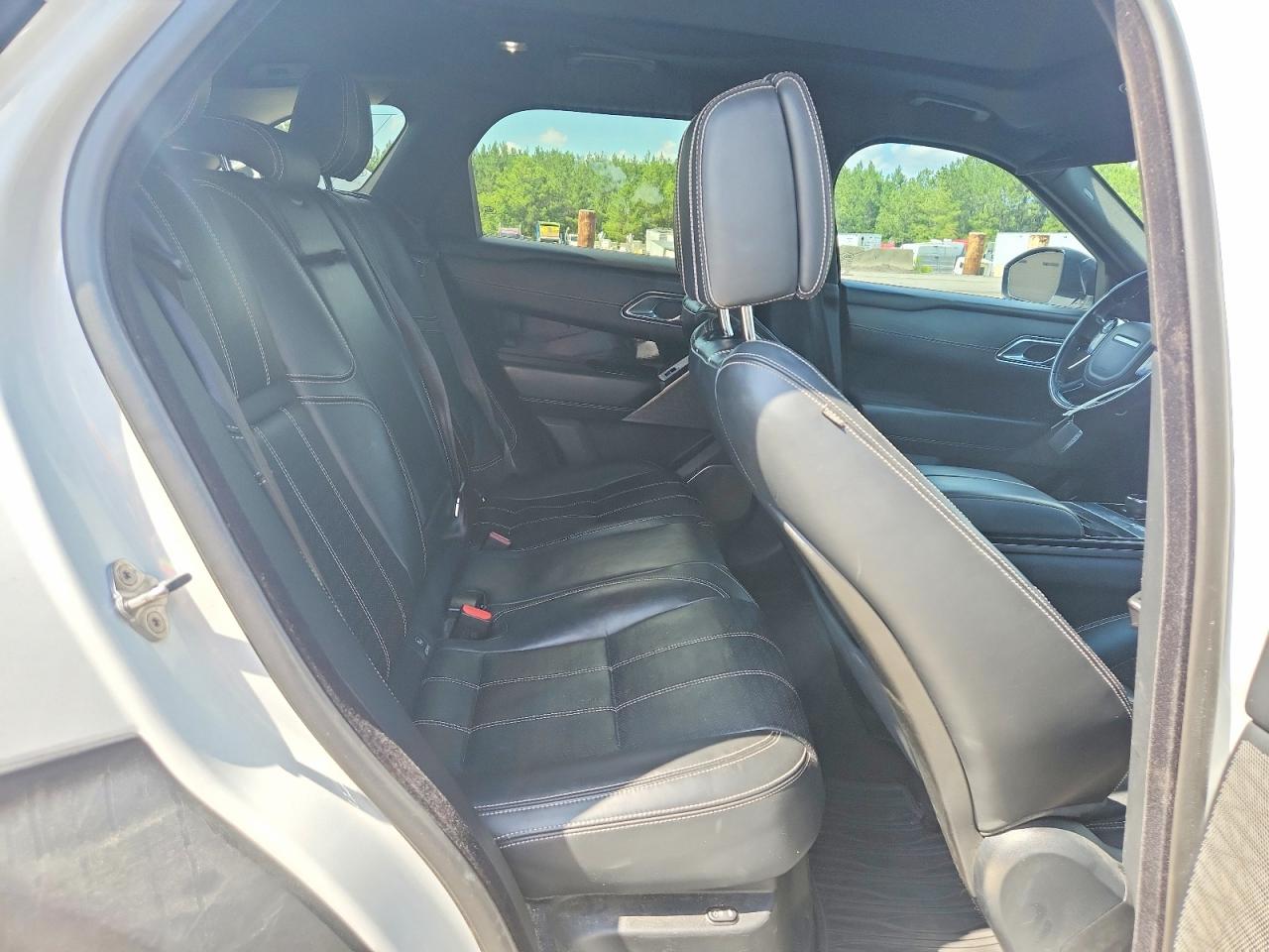 2018 Land Rover Range Rover Velar R-dynamic Hse White vin: SALYM2RV3JA753088