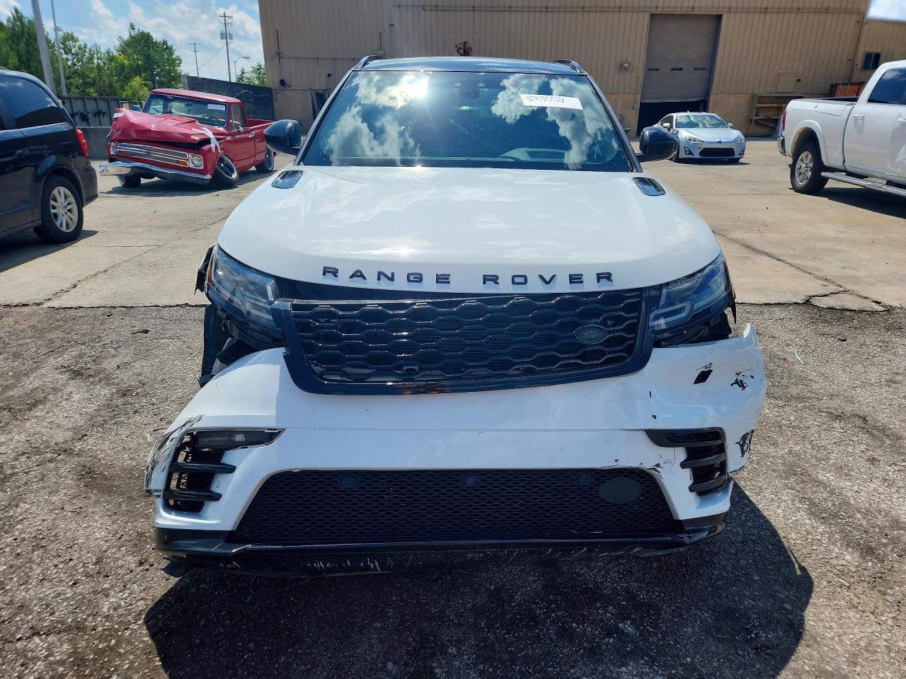 2018 Land Rover Range Rover Velar R-dynamic Hse White vin: SALYM2RV3JA753088