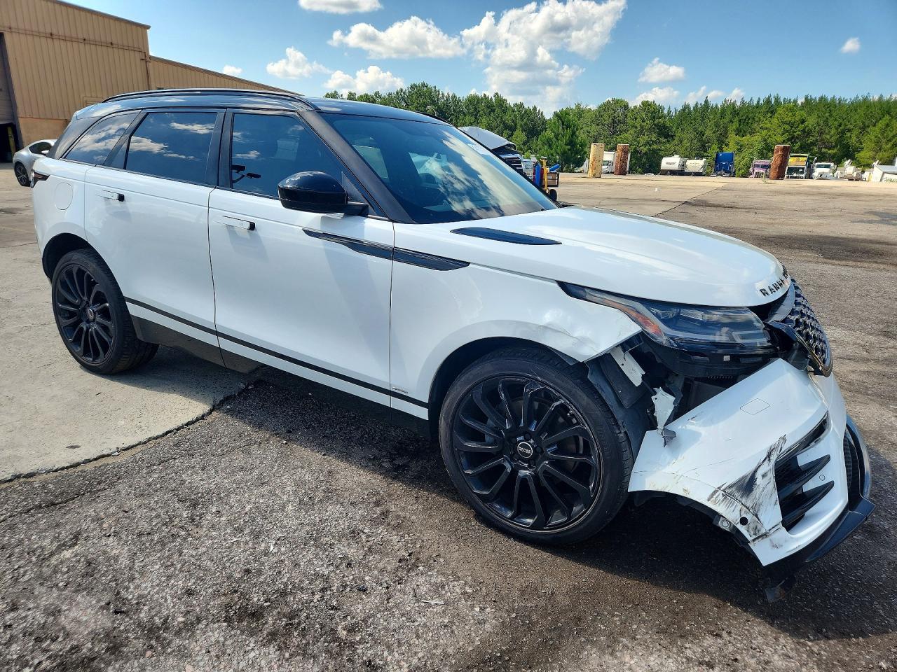 2018 Land Rover Range Rover Velar R-dynamic Hse White vin: SALYM2RV3JA753088