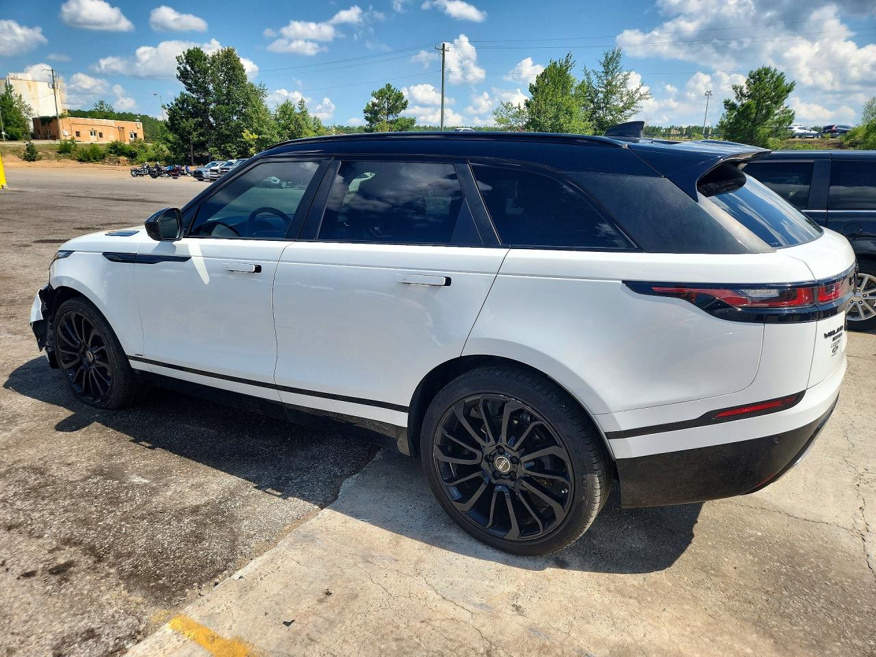 2018 Land Rover Range Rover Velar R-dynamic Hse White vin: SALYM2RV3JA753088